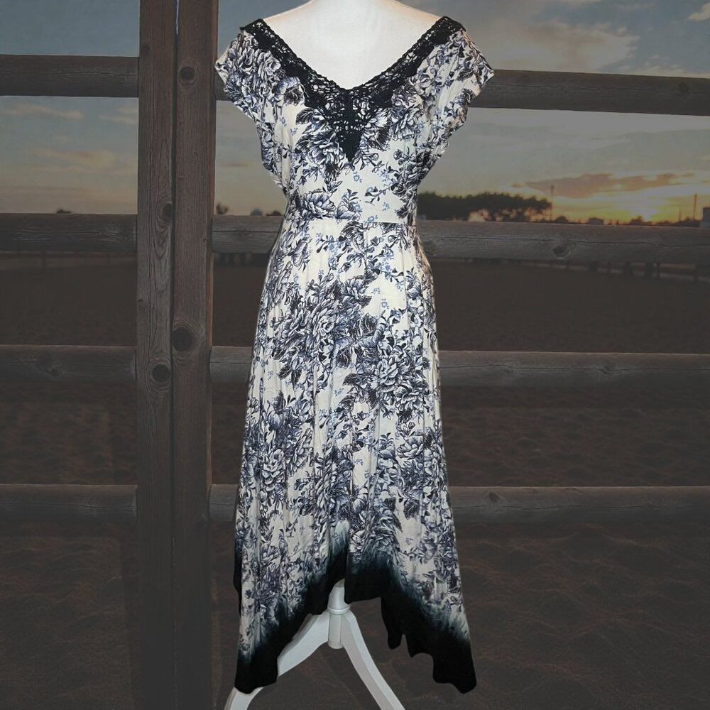 NEW Lola P. Womens S Dress Blue Floral Lace Asymmetrical Western Fairy Oversized